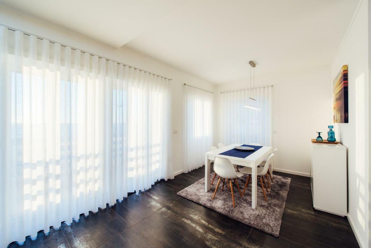 T4 Luis Apartment Nazare Bagian luar foto