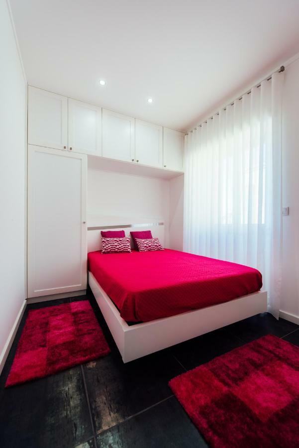 T4 Luis Apartment Nazare Bagian luar foto